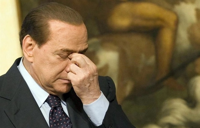 Berlusconi hastaneye kaldırıldı