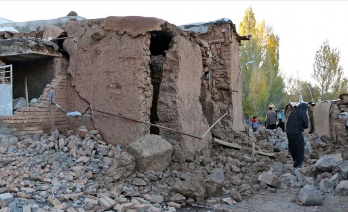 İran'da deprem