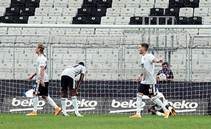 Beşiktaş, evinde yara aldı