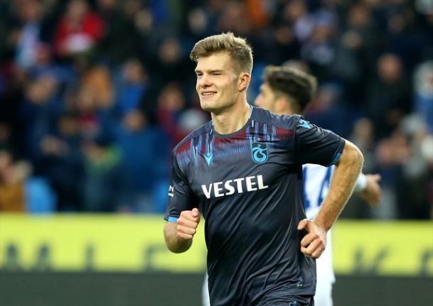 Trabzonspor, Alexander Sörloth'un transferi için görüşmelere resmen başladı