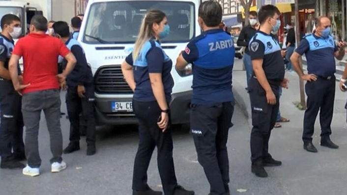 Yaklaşma koronayım, tükürürüm