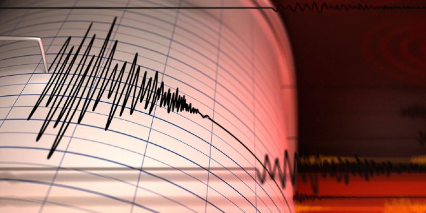 Ege Denizi'nde korkutan deprem