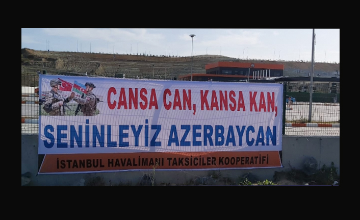 ''Tek millet iki devlet. Yalnız değilsin Azerbaycan''