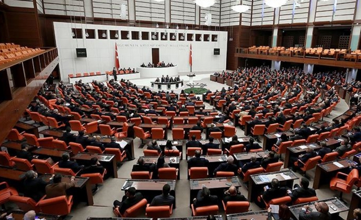 Meclis salgın sürecini yönetemiyor!