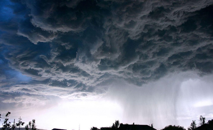 Meteoroloji uyardı! Bu bölgelerde yola çıkacaklar dikkat!