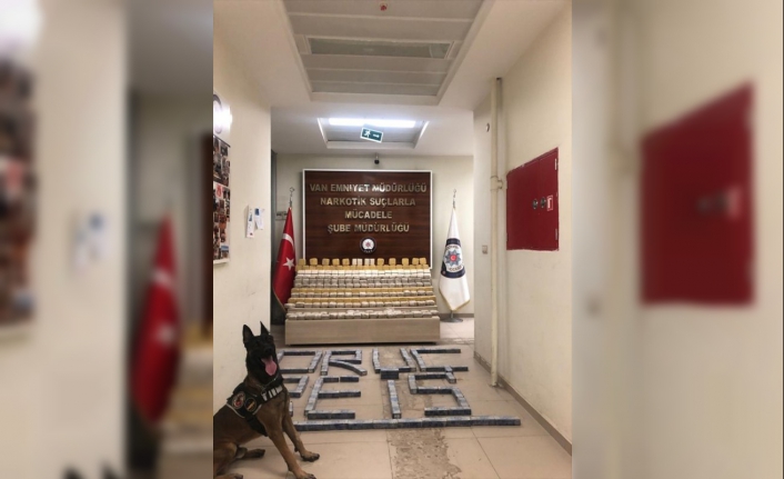 Van'da iki ayrı operasyon yapıldı! Ele geçirilen uyuşturucu miktarına inanamayacaksınız