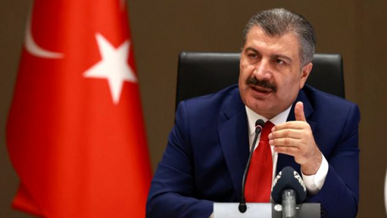 Bakan Koca'ya "Üniversiteler açılacak mı?" diye soruldu