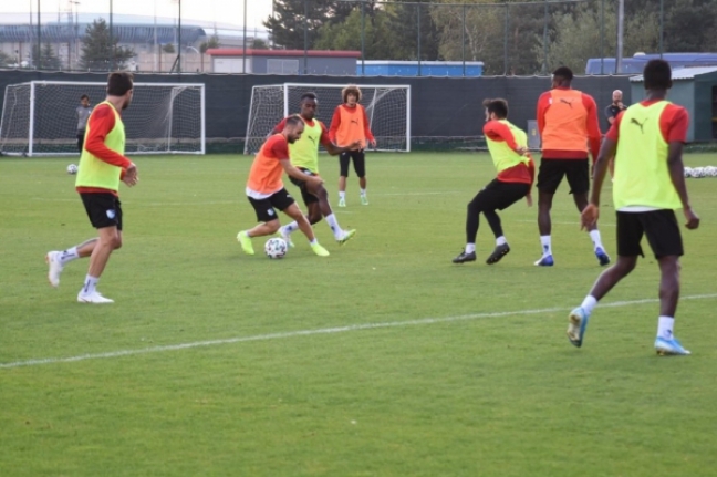 Berk Sayar ile Anadolu'dan Futbol'un konuğu Erzurumspor Başkanı Hüseyin Üneş