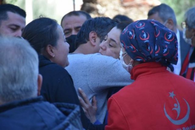 İzmir'de Berk Öztürk’ün cansız bedenine ulaşıldı! Ailesi gözyaşlarına boğuldu