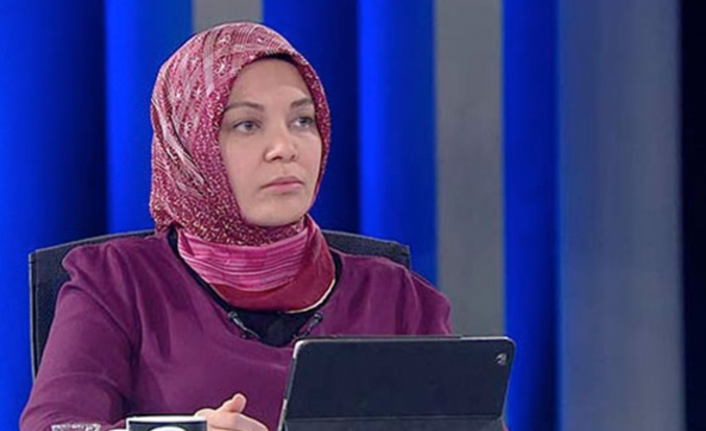 Sabah yazarı Hilal Kaplan'dan koronavirüs testi açıklaması!