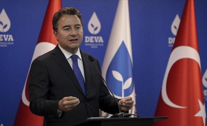 Babacan: İstifa değil iflas