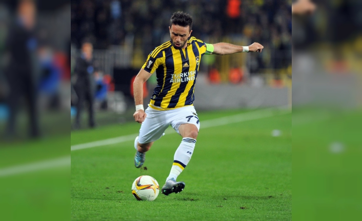 Fenerbahçe'ye Gökhan Gönül'den kötü haber