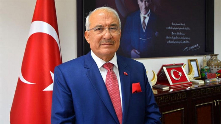 İYİ Parti'li Burhanettin Kocamaz'a saldırı!