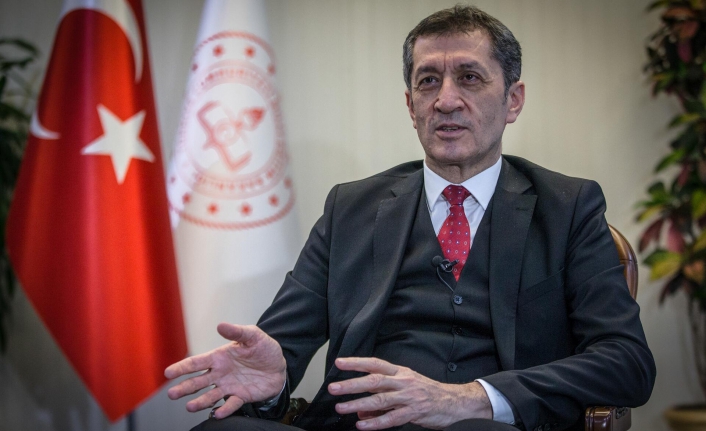 Milli Eğitim Bakanı Selçuk'tan öğretmenlere EBA mesajı