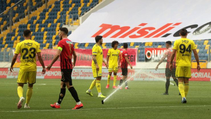 Fenerbahçe farkla kazandı!