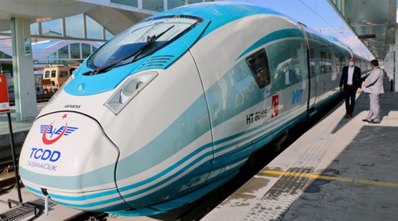 Öğretmenlere tren bileti ve kargo ücretlerinde müjde