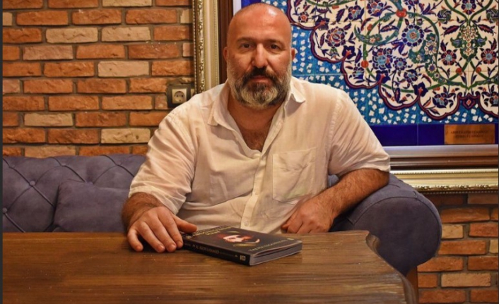 Hanedanım diyen Abdülhamit’in torunundan büyük gaf