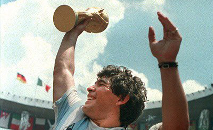 Pele'den göz dolduran Maradona mesajı