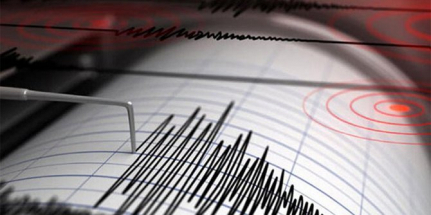 Ege'de İzmirlileri korkutan deprem
