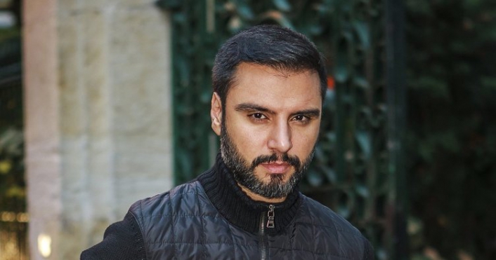 Ali Şan göbeğindeki yağları aldırmak isterken canından oluyordu!
