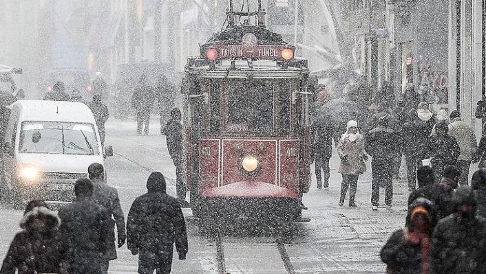 Meteoroloji'den ''İstanbul'a kar geliyor'' iddiasına açıklama
