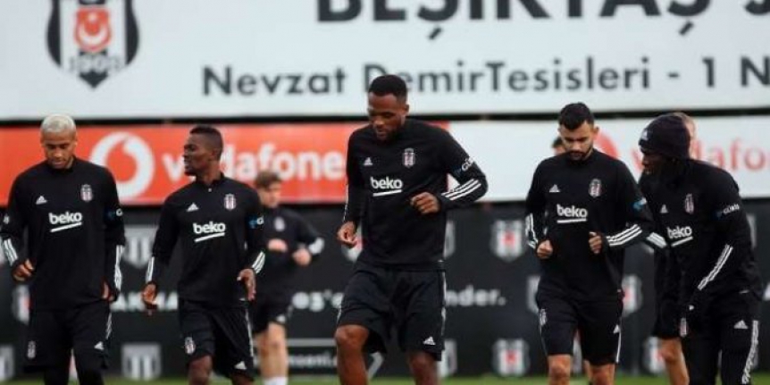 Beşiktaş'ın kamp kadrosu belli oldu