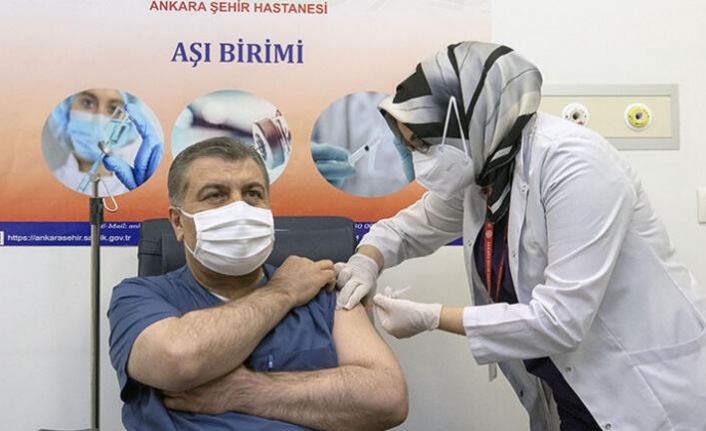 Flaş iddia! Bakan Koca'ya yapılan aşı, Çin aşısı mı?