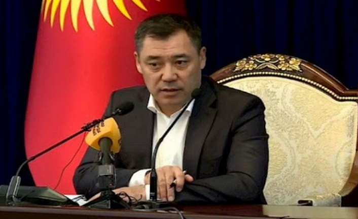 Kırgızistan'da hükümet düştü!