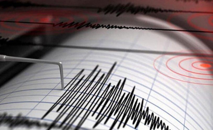 İzmir'de korkutan deprem!