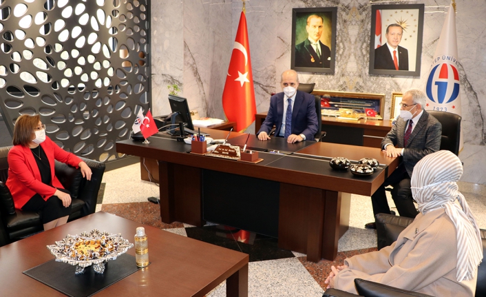 Numan Kurtulmuş'tan tepki çeken fotoğrafa yorum