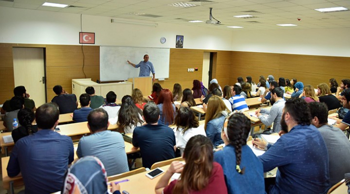Türkiye'de Profesör olmak parayla mı?