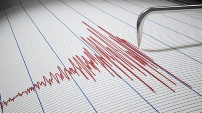 İzmir'de korkutan deprem!