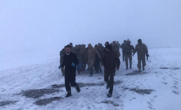 Bitlis'te düşen helikopterde Korgeneral Osman Erbaş şehit oldu