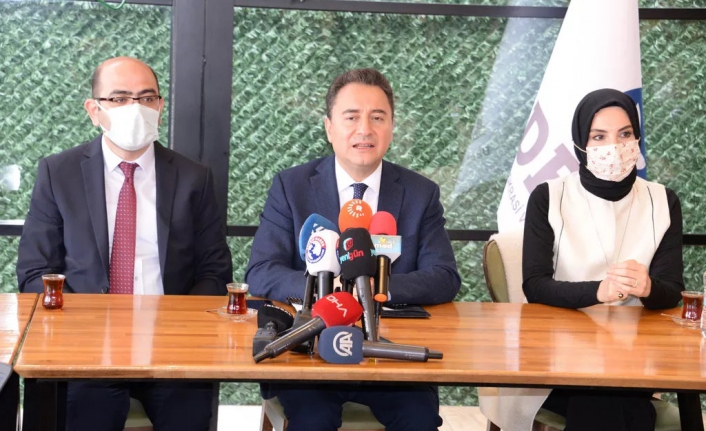 Ali Babacan "Abdullah Gül'ün partimize açık desteği oldu"