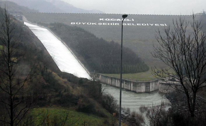 Yuvacık Barajı doldu, baraj kapakları açıldı