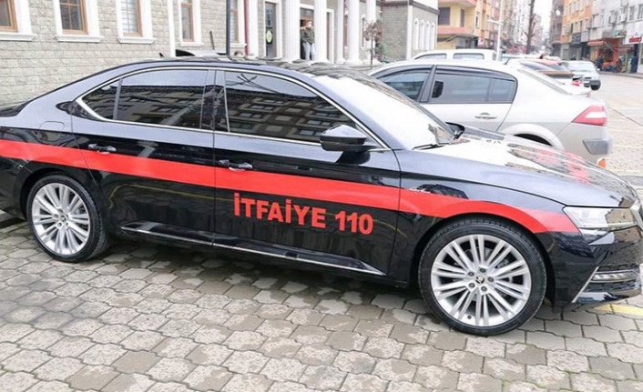 MHP'li Belediye 750 bin liralık otomobili "itfaiye öncü aracı" yaptı