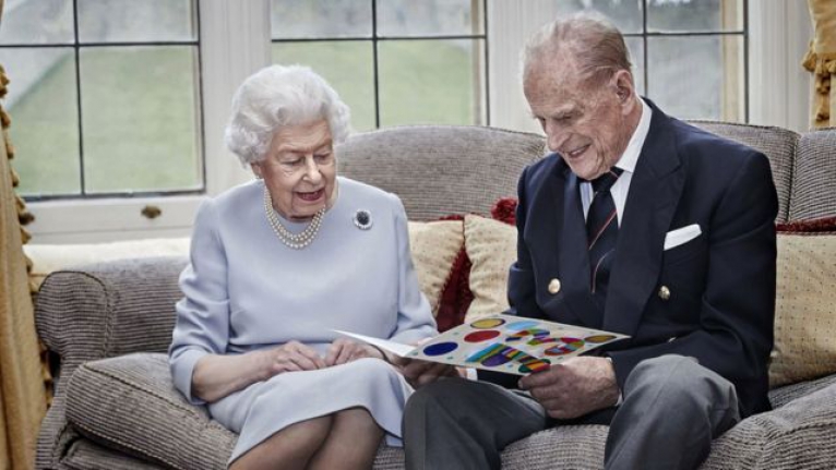 İngiltere Kraliçesi 2. Elizabeth'in eşi Prens Philip hayatını kaybetti