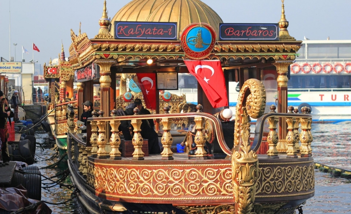 Eminönü’nün deki Balık Ekmek Teknesine kayyum atandı