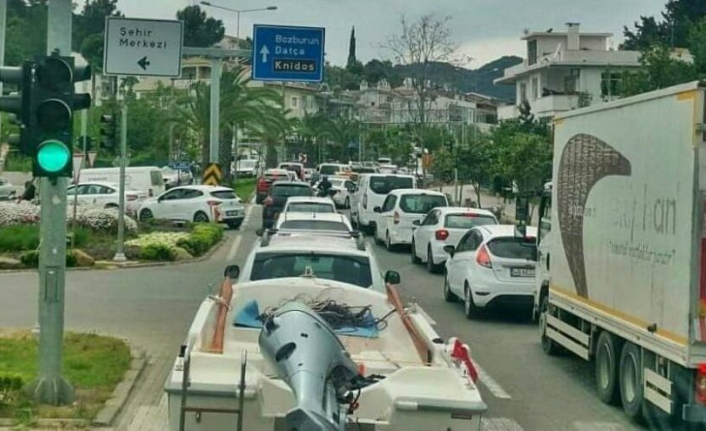 600 bin kişi gelen Muğla’yı salgın korkusu sardı