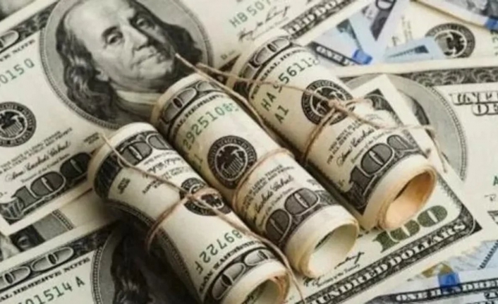 Dolar 8.75, euro 10.60 seviyesini gördü