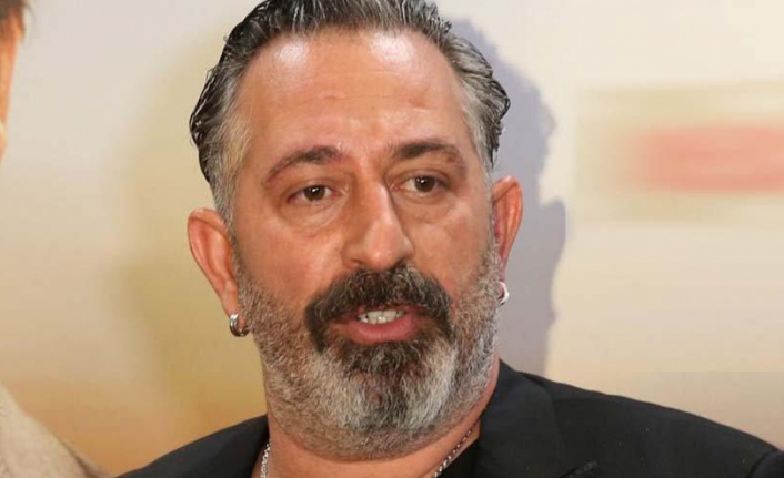 Cem Yılmaz'ın isyanı: Bir bitmediniz be!