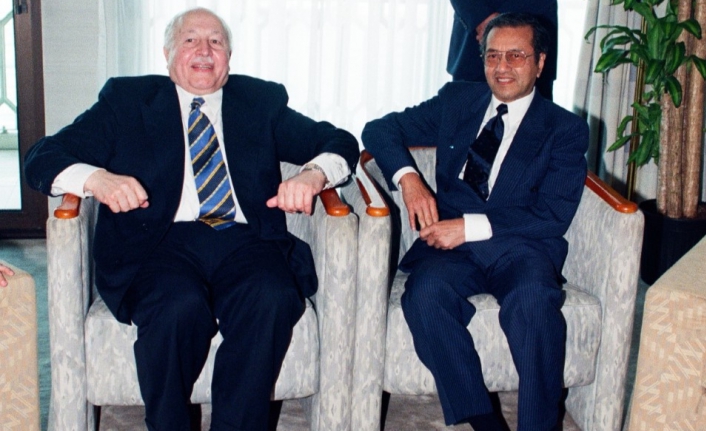 Erbakan Vakfı, Çırağan Sarayı'nda D-8 zirvesine ev sahipliği yapacak