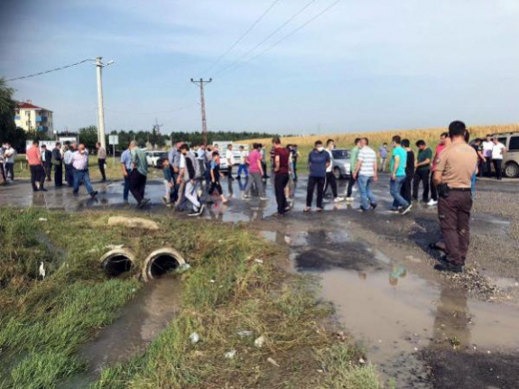 Tekirdağ'da sağanak sonrası dere taştı