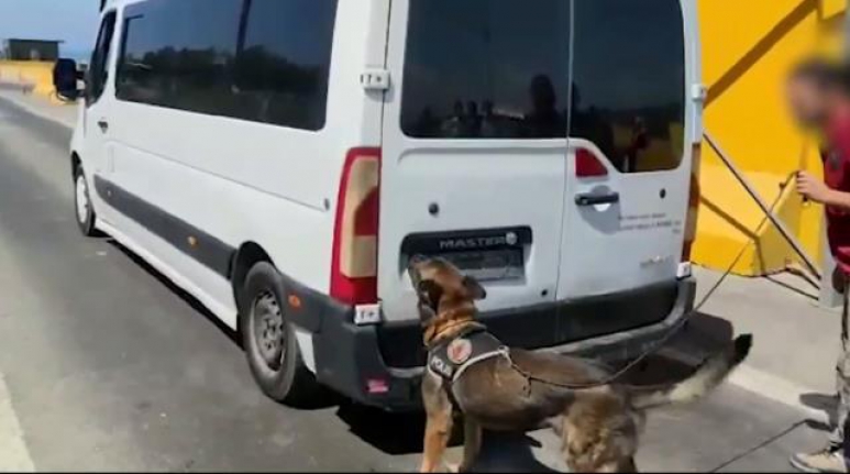 Van'da uyuşturucu tacirlerine darbe!