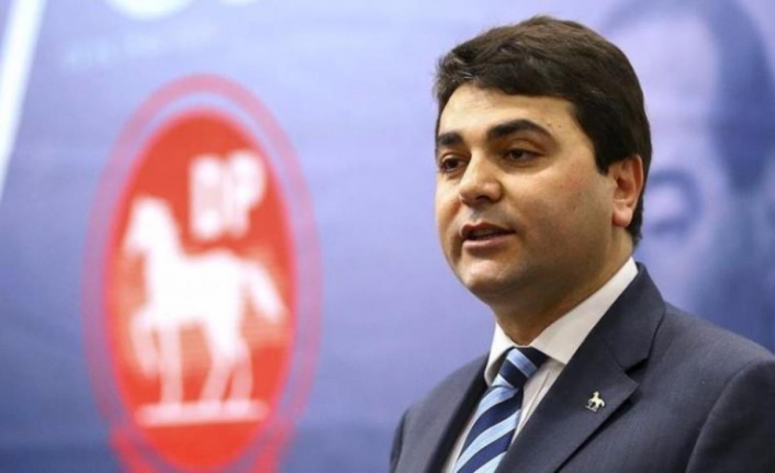 Demokrat Parti lideri Gültekin Uysal kimdir? Gültekin Uysal kaç yaşında nereli?