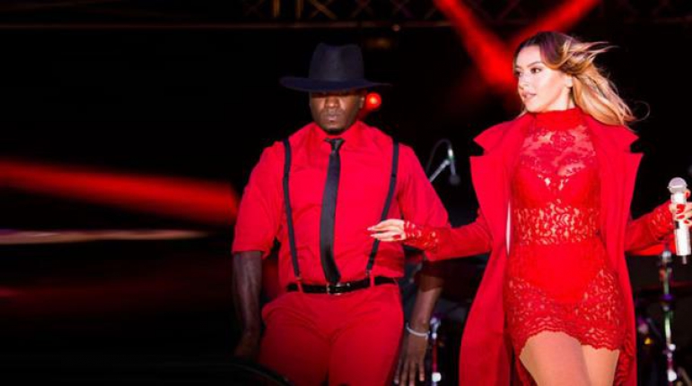 Ünlü şarkıcı Hadise öyle bir frikik verdi ki, ortalığı yıktı geçti