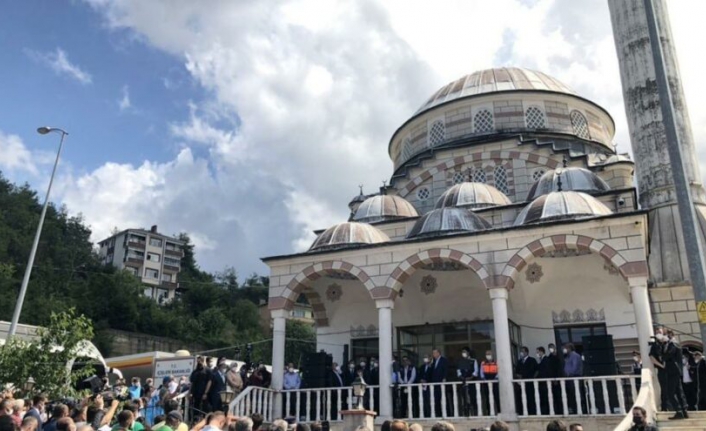 Sel bölgesi Kastamonu Bozkurt'ta Erdoğan namaz kılsın diye bakın ne yaptılar!..