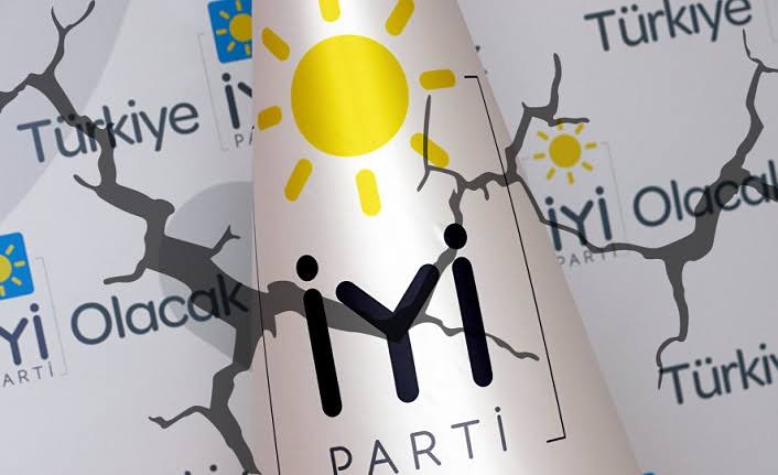 İyi Parti pis karıştı: İl teşkilatı düştü!
