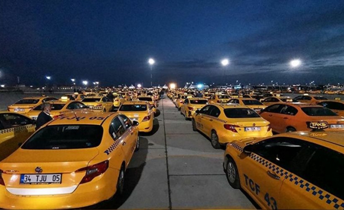 İstanbul'a bin taksi geliyor!