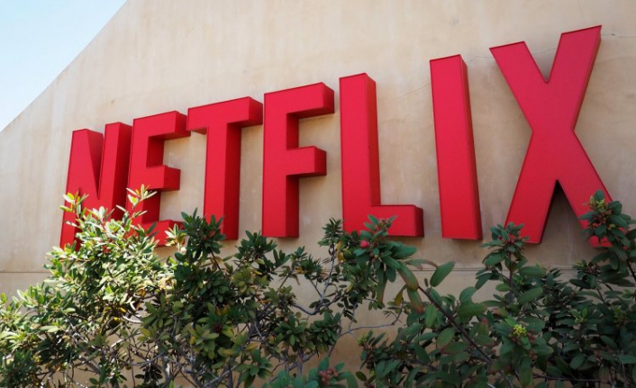 Netflix duyurdu: O dizinin duş sahnesi 20 milyon kez izlendi!